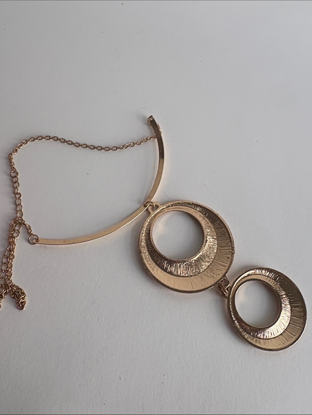 Gold Double Circle Necklace Textured Open Pendant Women Jewelry - Picture 3 of 4